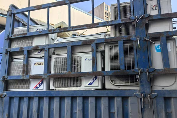 安徽民航藍(lán)天旅行服務(wù)有限公司冷庫外機機組安裝工程